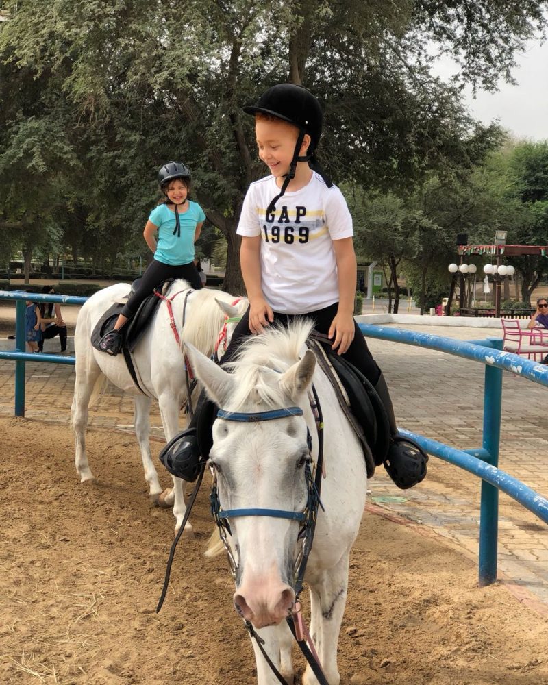 horse riding dubai