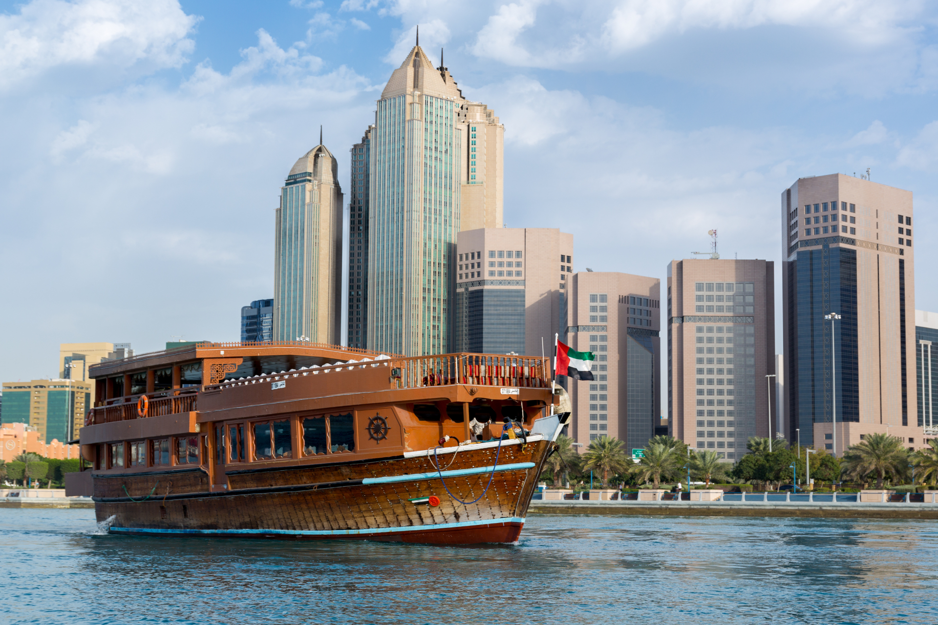 All You Need To Know About Dhow Cruise In Dubai | A Definitive Guide