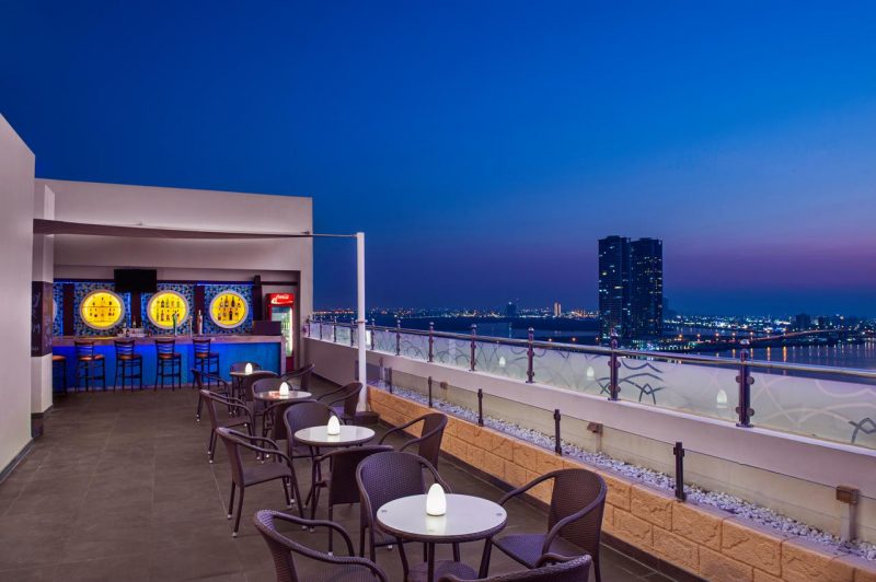 Rooftop Restaurant DoubleTree