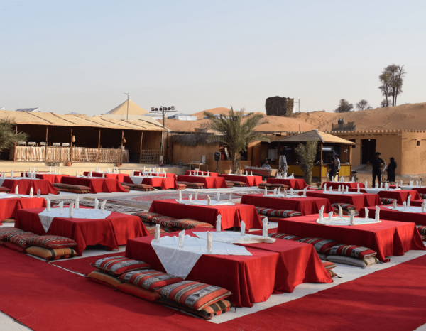 Dine in the Desert